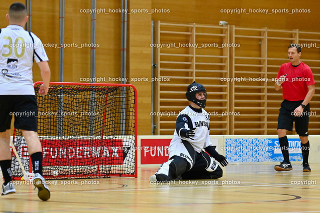 VSV Unihockey vs. FBK Insport Skofja Loka 26.11.2022 | #84 Tim Luznar, Ales Krzic Referee