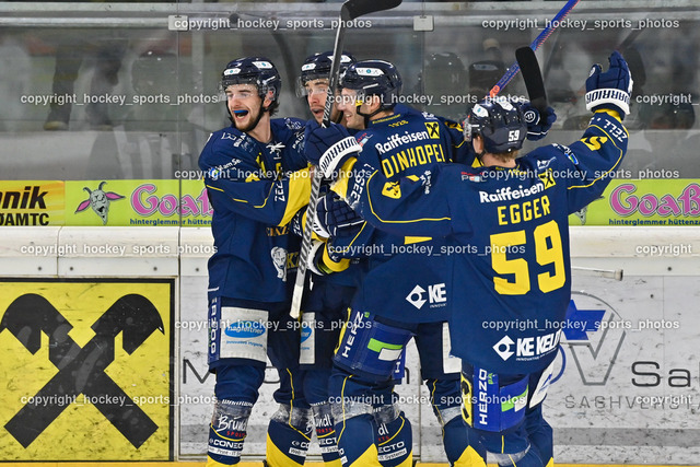 EK Zeller Eisbären vs. EC Die Adler Stadtwerke Kitzbühel 1.11.2022 | Jubel EK Zeller Eisbären, #9 Rattensberger David, #27 Dinhopel Tobias, #59 Egger Maximilian