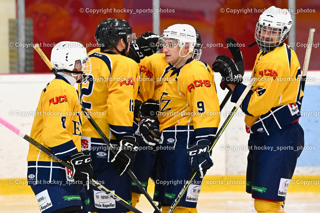 EC Feld am See vs. ELV Zauchen 15.1.2023 | Jubel ELV Zauchen Mannschaft, #8 Kavalar Nicola, #12 Tilli Thomas, #9 Frei-Jarz Christopher, #74 Spitzer Patrick