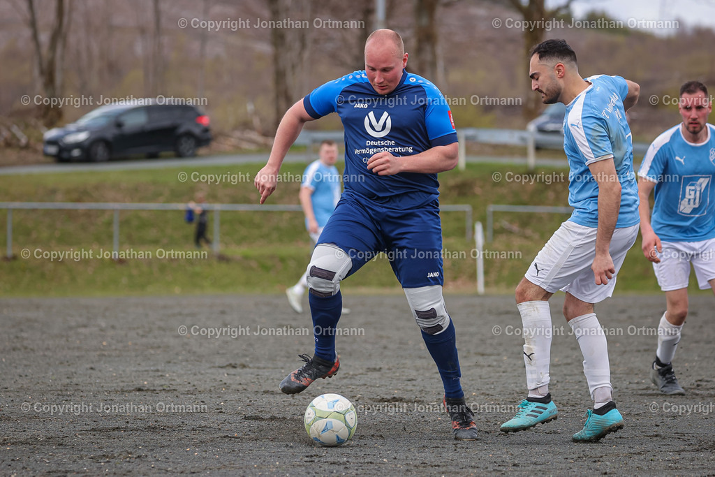 BQ3I2045 | 23.04.2023; Kreisliga C Dillenburg; Hartplatz Weidelbach; FC Weidelbach - SSV Wissenbach II; Ergebnis 1:4 (0:1)