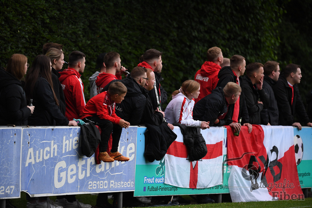 BV Bockhorn-SG FriPe | Relegation zur Kreisliga; BV Bockhorn (weiß)-SG FriPe (rot) am 05.06.2025 in Oldenburg/Ofenerdiek (Lagerstraße), Photo: Philip Eiben 2025 - Realisiert mit Pictrs.com