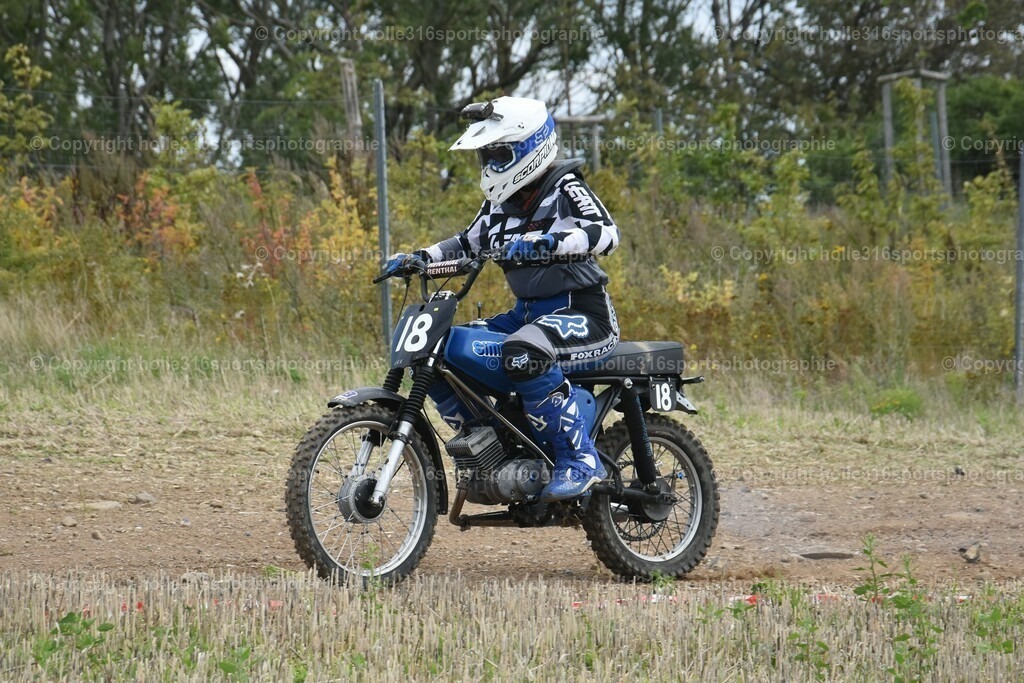 DSC_0791 (2) | Sportfotografie , Motorsport, Motoross, Reitsport, Mointainbike, Enduro,
Landschaft , Outdoor, Eventfotografie, Landschaft, Bilder online bestellen - Realisiert mit Pictrs.com
