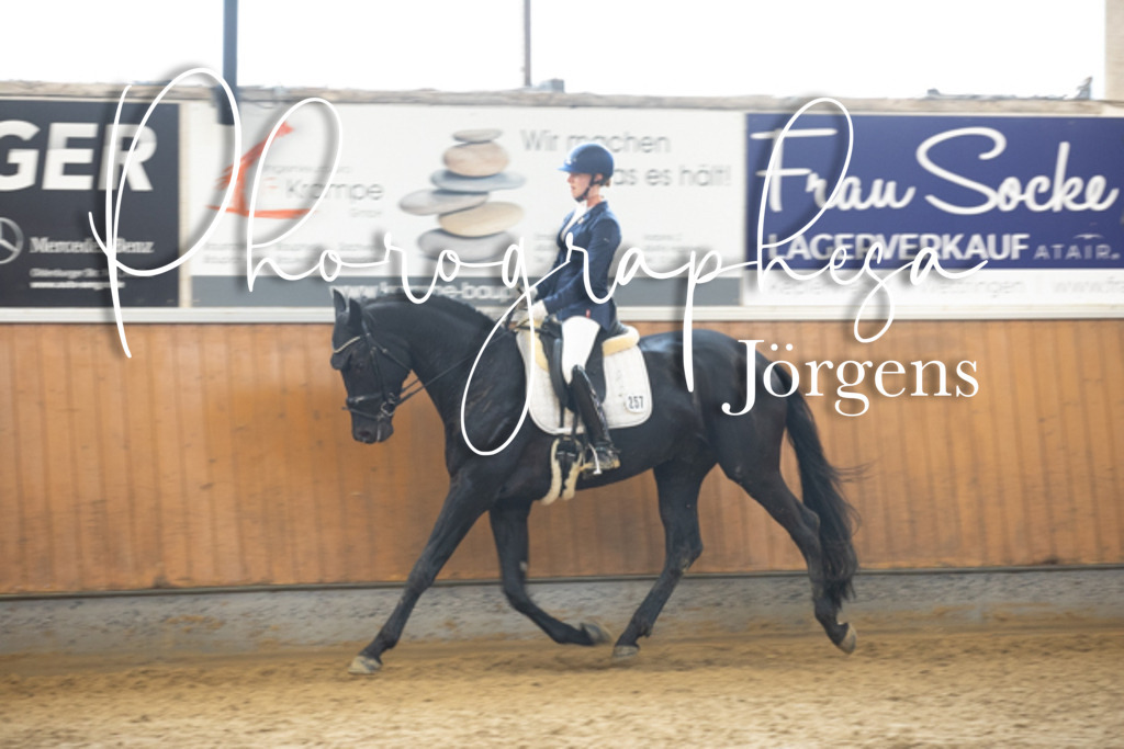 f48069376 | photographesa-joergens - Realisiert mit Pictrs.com