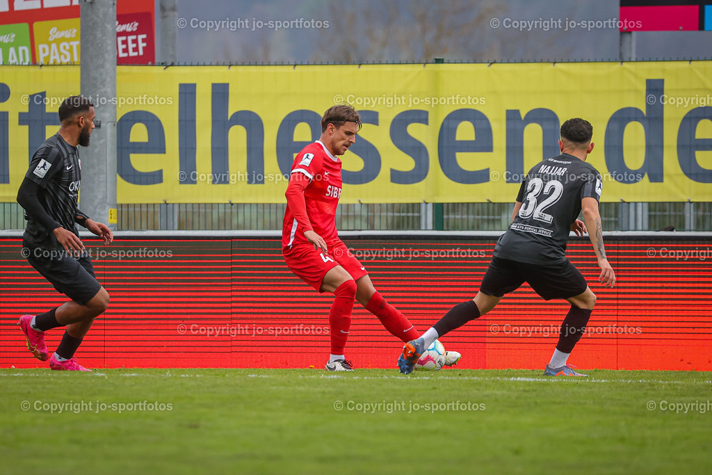 BQ3I7397 | 29.04.2023; Regionalliga Südwest; SIBRE Sportzentrum Haarwasen; TSV Steinbach Haiger - KSV Hessen Kassel; Ergebnis: 2:0 (0:0)