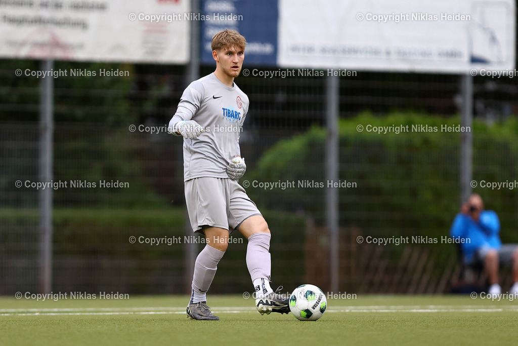 NH_USCPaloma_EimsbüttelerTV_Testspiel_11072025 | #12 Arne Hantusch (Eimsbütteler TV)Fußball I Herren I Testspiel I Saison 2025-2026  I USC Paloma - Eimsbütteler TV I 11.07.2025 I Jonny-Rehbein-Sportplatz - Realisiert mit Pictrs.com
