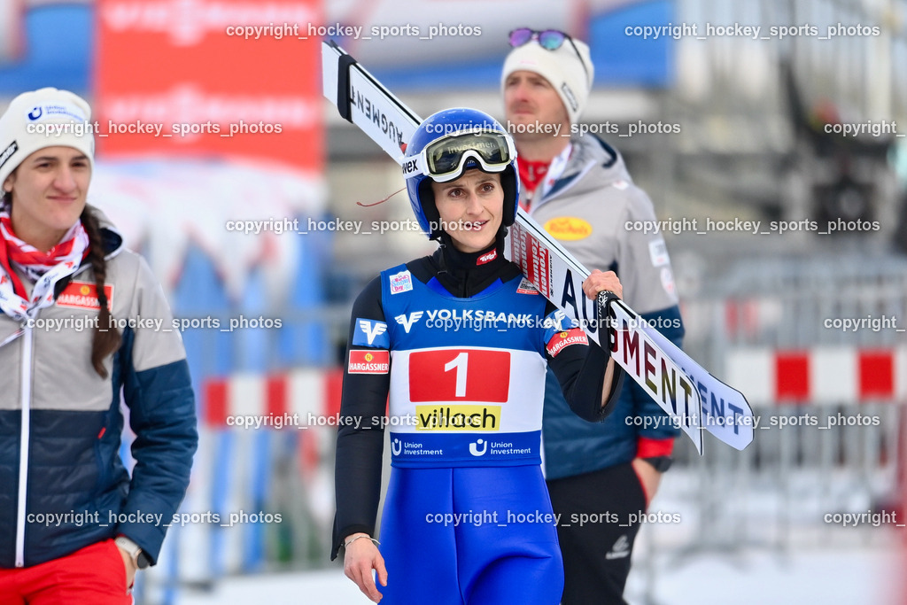 Weltcup Skispringen Villach Damen 28.12.2022 | #1 PINKELNIG Eva