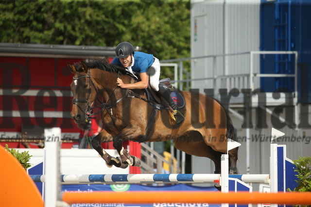 Achern_2022_Springen_Kl.S_m.St._Christian Geißert_Quintop 2(3) | Alle Fotos der Reiterjournal Fotografin Doris Matthaes im Reiterjournal Online-Fotoshop. - Realizzato con Pictrs.com