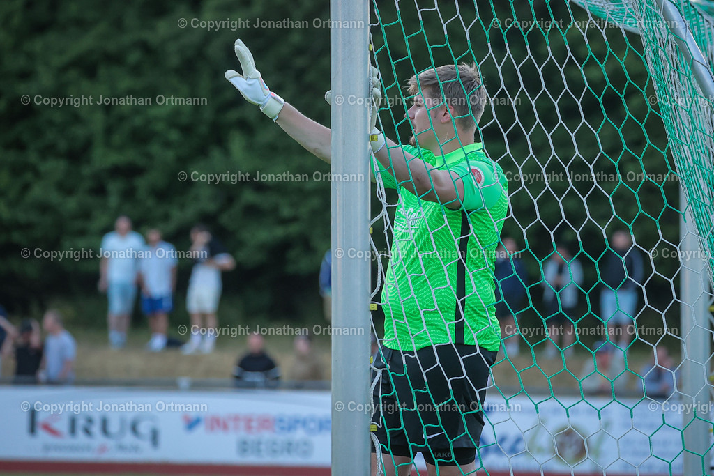 BQ3I3262 | 14.06.2023; Relegation zur Gruppenliga Gi/Mr; Rasenplatz Gladenbach; SG Eschenburg - VfL Neustadt; Ergebnis: 0:1 (0:0)
