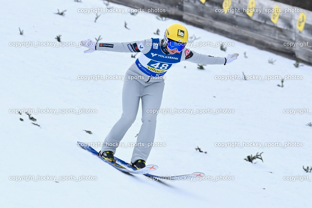 Weltcup Skispringen Villach Damen 28.12.2022 | #48 KYKKAENEN Julia