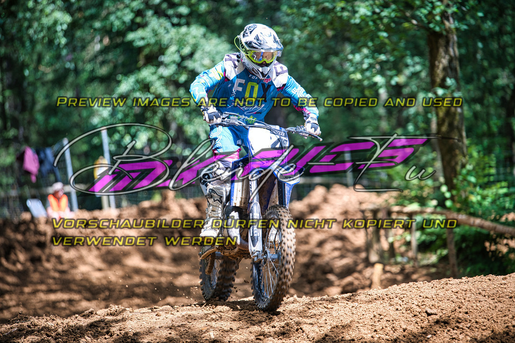 DSC_3833_23 | Sportfotografie: Die extreme Seite der Fotografie
Ich Fotografiere Hauptsächlich im Sportbereich Motorcross im DAMCV Verband.
Dirtbike - MX - Motorcross - DAMCV - MXCup - Euskirchen - Köln - Bonn - Venlo - Overloon - MSC Wisskirchen - MCC Weilerswist 