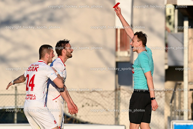 SAK vs. LASK Amateure 6.4.2023 | #24 Zoran Vukovic, #17 Patrick Lausegger, Schnur Julian Referee, Rote Karte