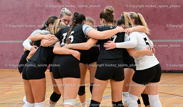 ASKÖ Volley Eagles vs. ATSE Graz 15.10.2023 | ASKÖ Villach Mannschaft Jubel