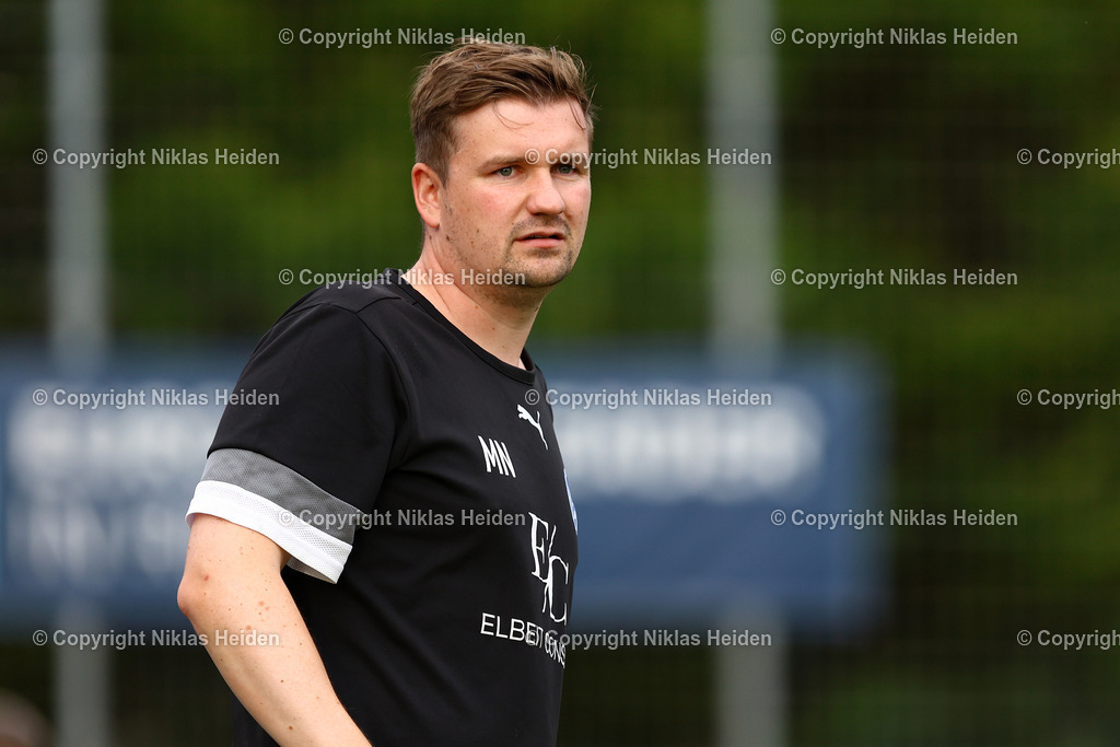NH_USCPaloma_EimsbüttelerTV_Testspiel_11072025 | Marius Nitsch (Trainer, USC Paloma)Fußball I Herren I Testspiel I Saison 2025-2026  I USC Paloma - Eimsbütteler TV I 11.07.2025 I Jonny-Rehbein-Sportplatz - Realisiert mit Pictrs.com
