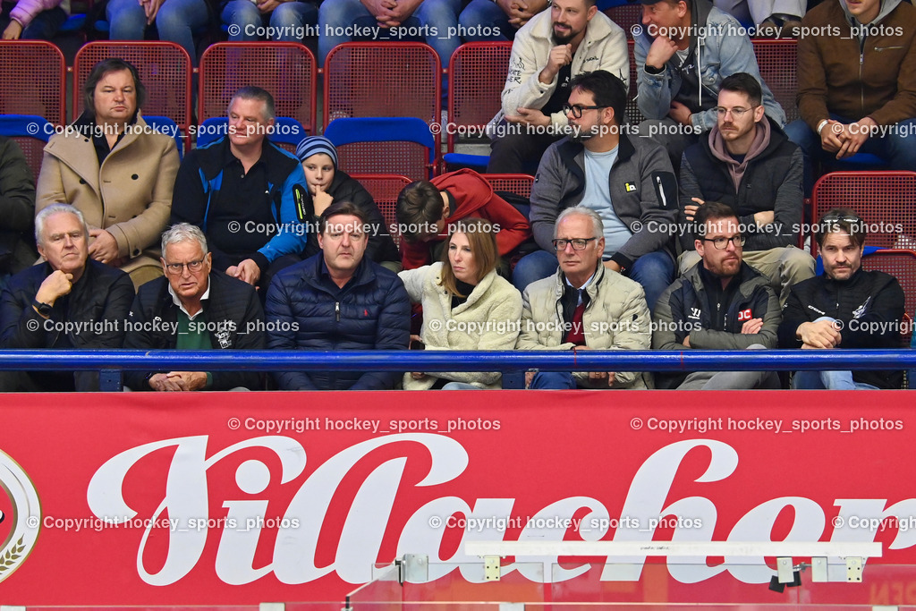 EC IDM Wärmepumpen VSV vs. G99ers | illacher Bürgermeister Günther Albel mit Gattin, Kärntner Landtagspräsident Reinhart Rohr, Dr. Eduard Traxler – Teamdoc, Dr. André Drobez – Teamdoc, EC IDM Wärmepumpen VSV vs. G99ers, EC IDM Wärmepumpen VSV vs. G99ers am 20.10.2024 in Villach (Stadthalle Villach), Austria, (Photo by Bernd Stefan)