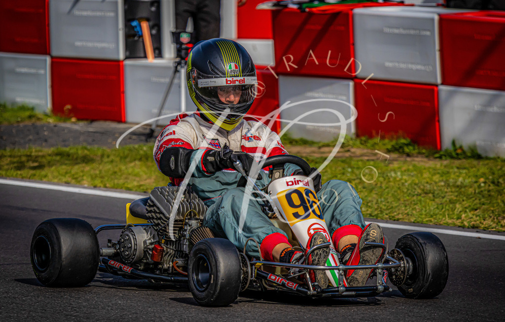 EB84C78C-B43F-44A3-9CA3-AD9ECC6DE01A | traudl_s_fotos