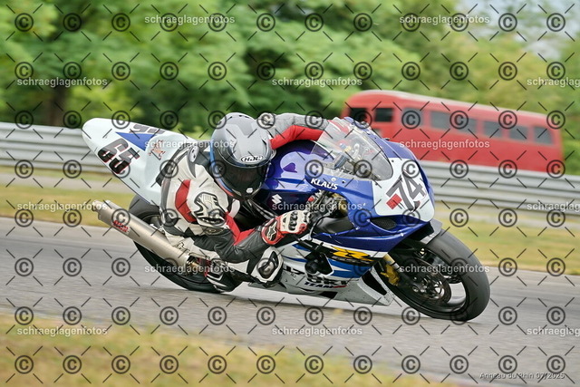 25bt05-0041 | markuskiefer.com - Realisiert mit Pictrs.com