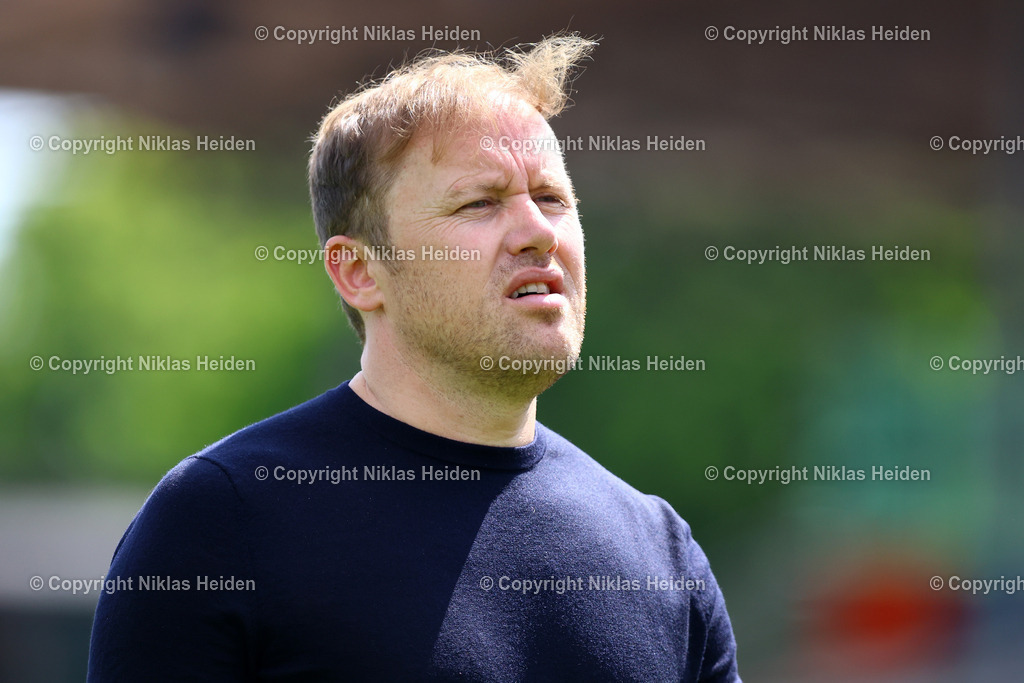 NH_EintrachtBraunschweig_HolsteinKiel_Testspiel_19072025 | Olaf Rebbe (Geschäftsführer Sport, Holstein Kiel)Fußball I Herren I Testspiel I Saison 2025-2026  I Eintracht Braunschweig - Holstein Kiel I 19.07.2025 I Stadion am Salzgittersee - Realisiert mit Pictrs.com
